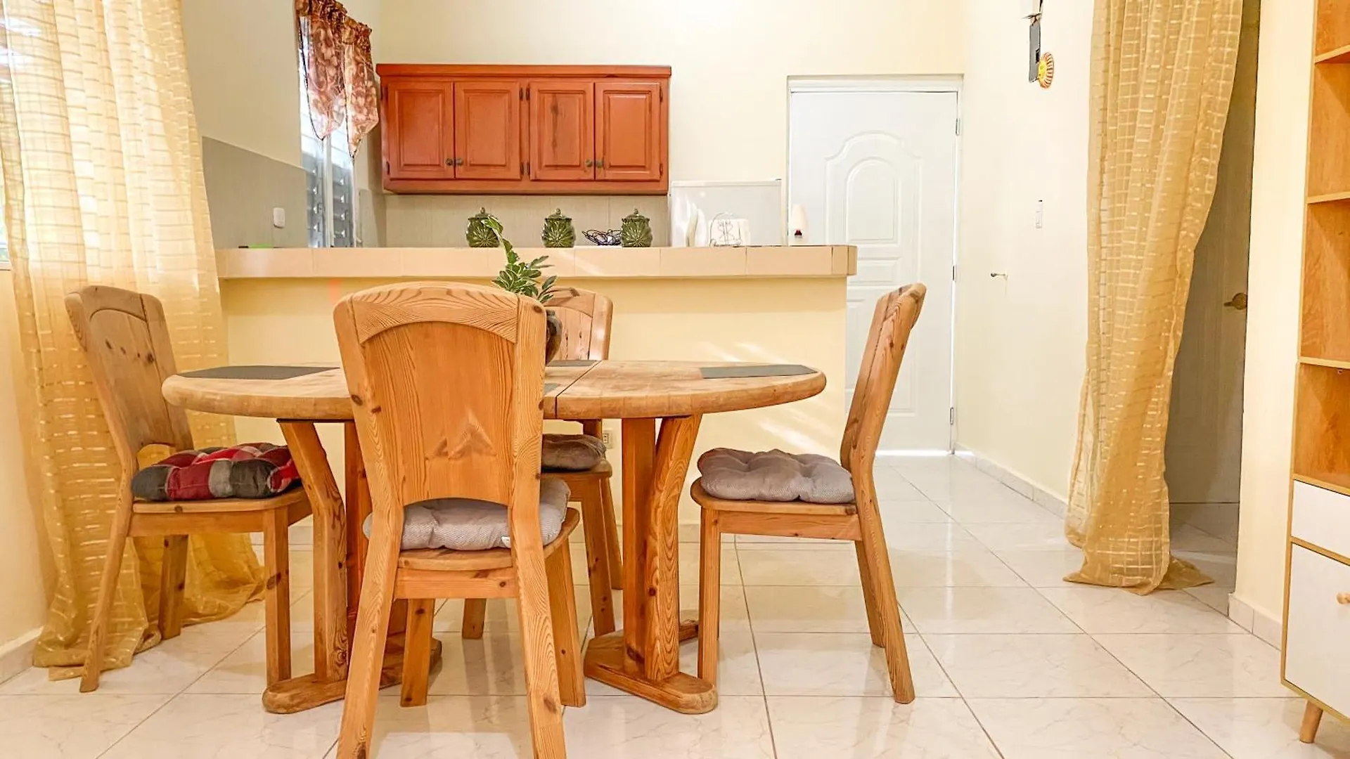 Spacious 2Br Retreat, Central City Sosua 0*,