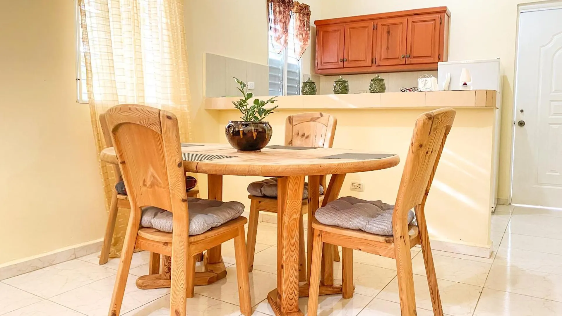 Spacious 2Br Retreat, Central City Sosua Apartment
