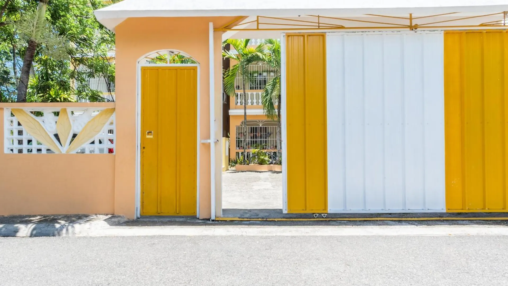 Apartment Spacious 2Br Retreat, Central City Sosua Dominican Republic